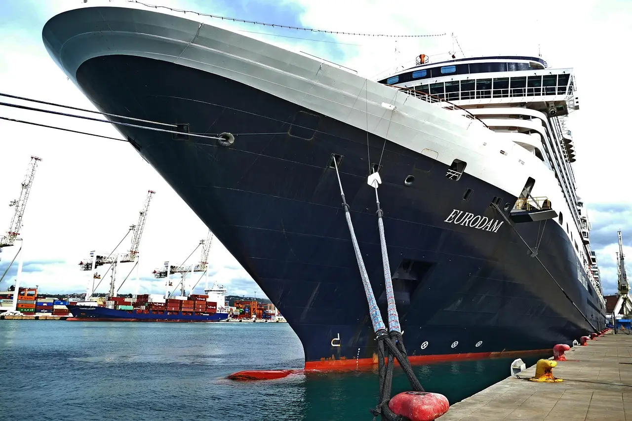 Luxury ocean liners inform New York's Kimpton Era hotel by INC