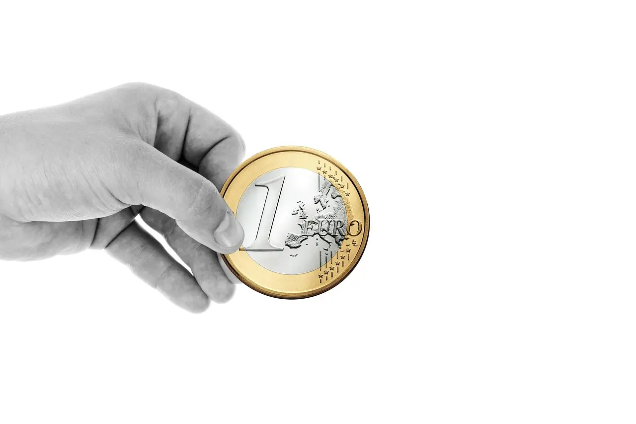 Tier 1 tender rises cool but specialist trades costs hold firm