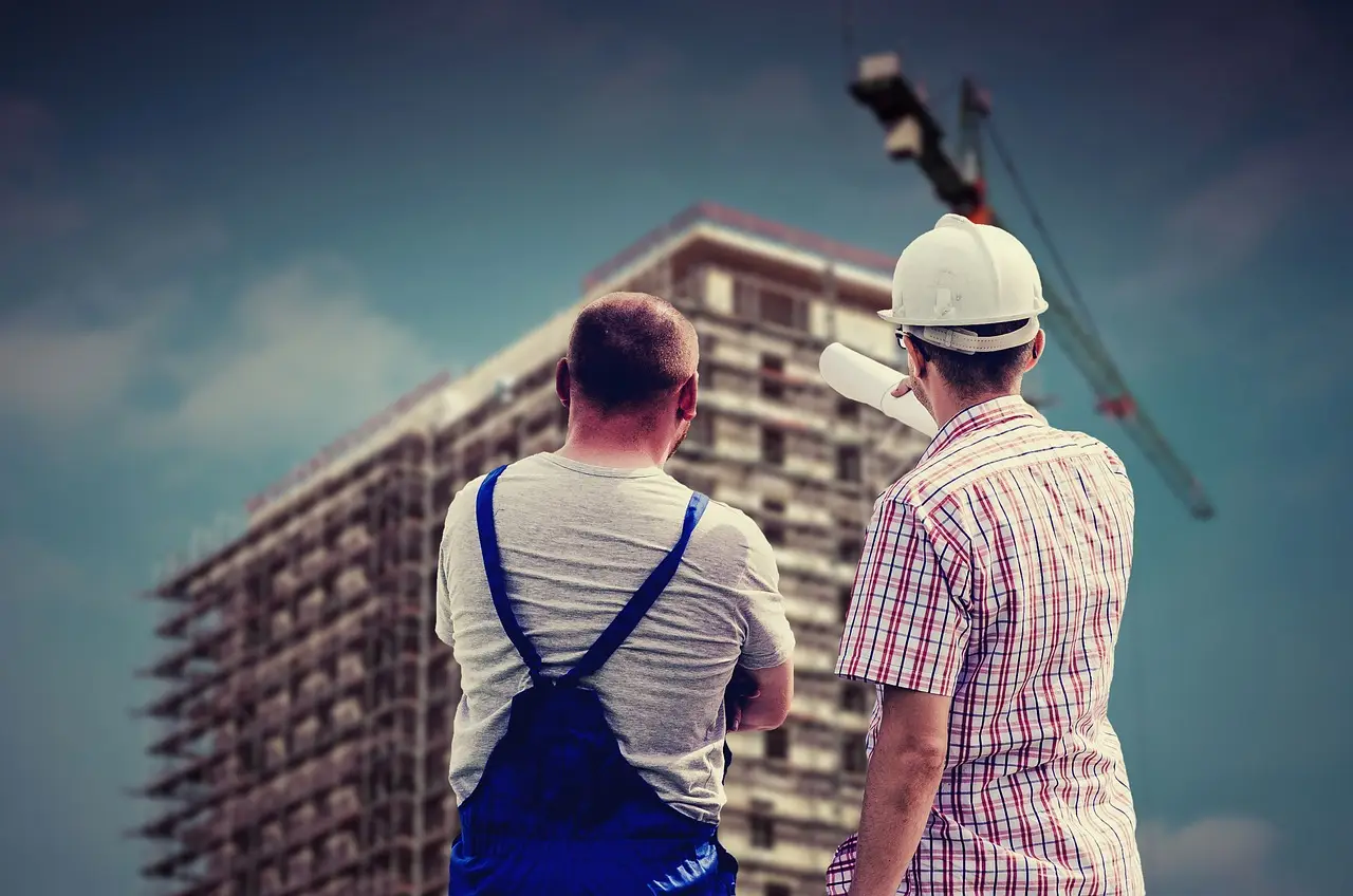 AI reshapes construction teams more often than it cuts jobs: report